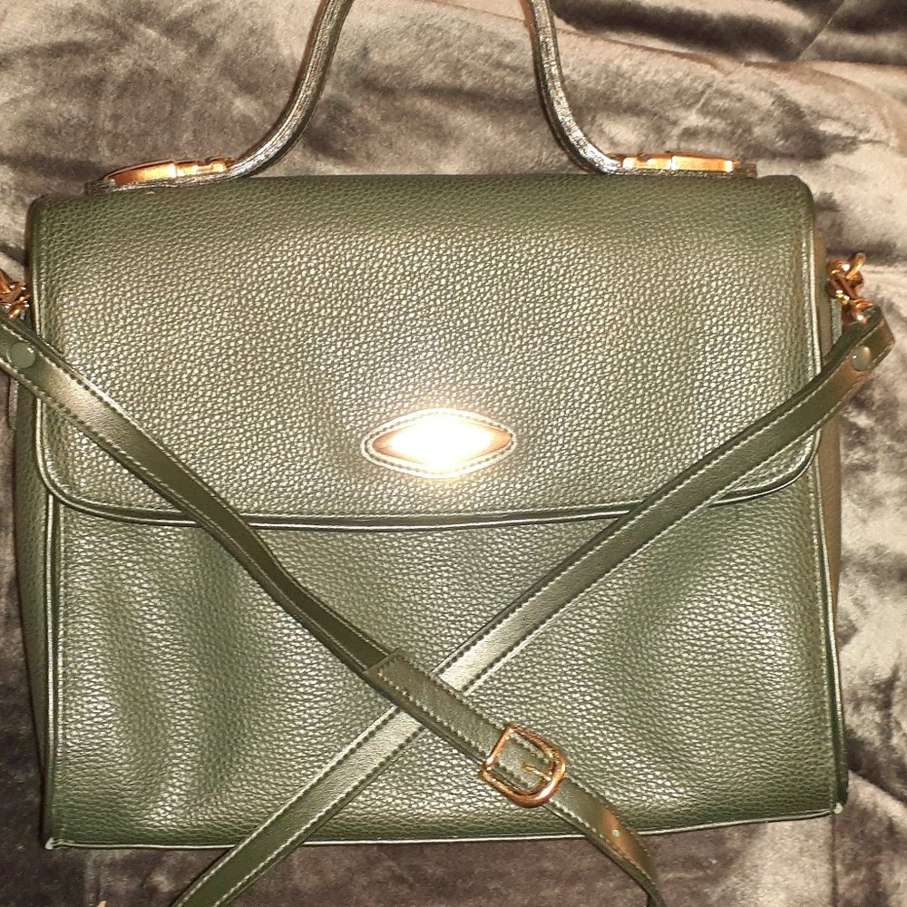 Mondani Forest Green Purse, w/Gold Accents
